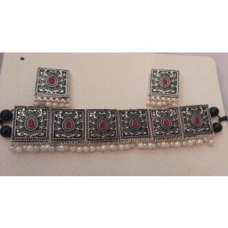 Beautiful choker set with earring