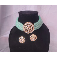 Choker set